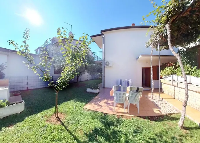 Quiet Garden In Апартаменты