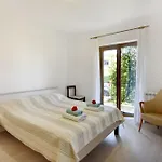 Апартаменты Quiet Garden In *